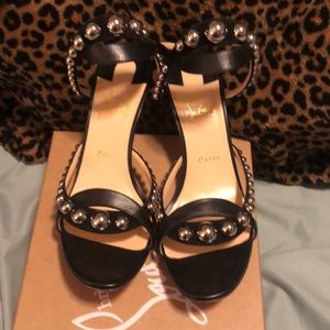 Christian Louboutin Galeria sz 42